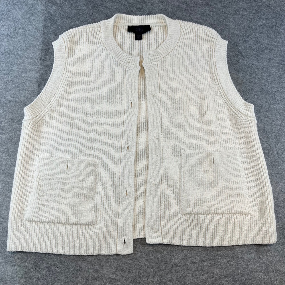 Zara Women Ribbed Knit Button Front Vest Ecru Minimalist Preppy Medium Pockets